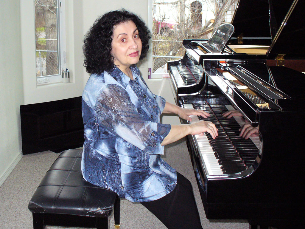 piano-instructor-alla-artemyeva